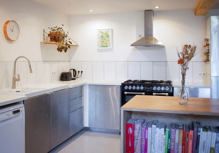 Image No.5-5 Bed House for sale