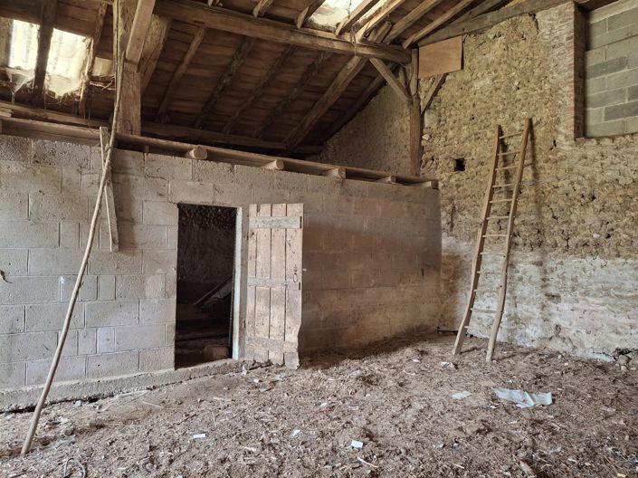 Image No.11-2 Bed House for sale