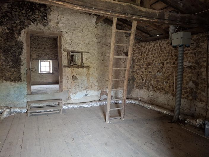 Image No.13-2 Bed House for sale