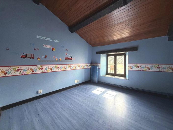 Image No.12-4 Bed House for sale