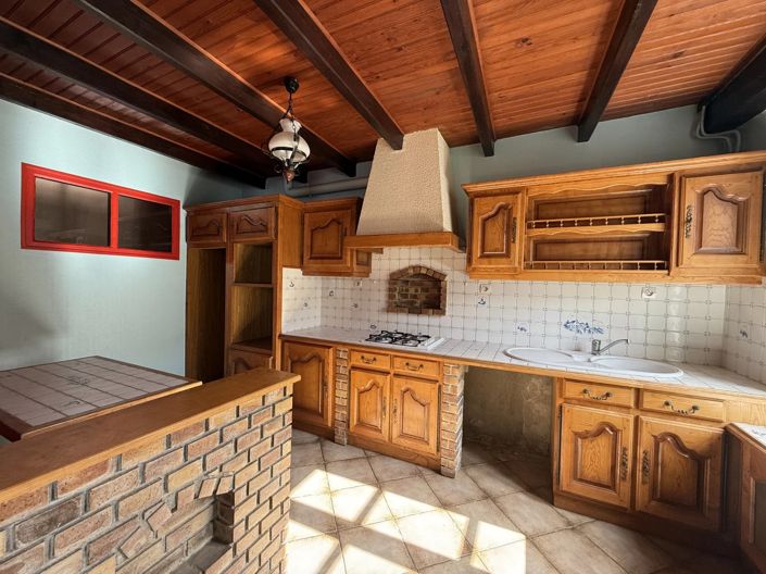 Image No.6-4 Bed House for sale