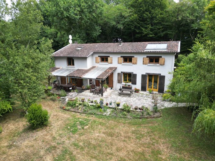 Image No.1-7 Bed House for sale