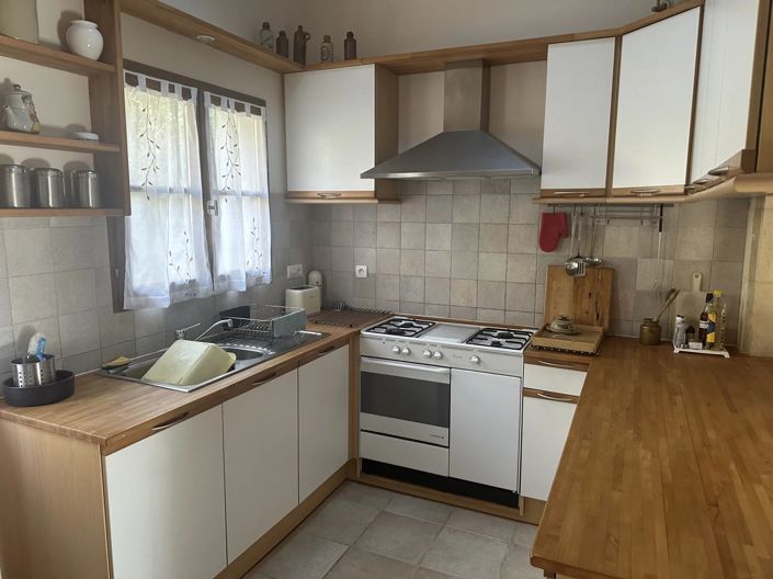 Image No.13-7 Bed House for sale