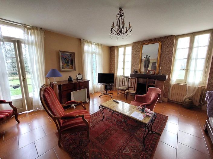 Image No.3-3 Bed House for sale