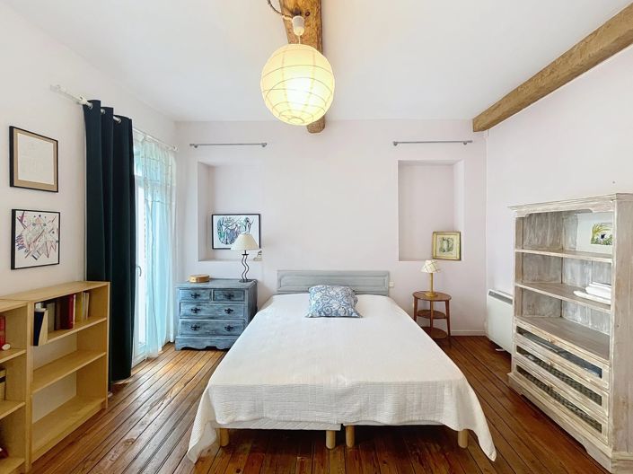 Image No.13-6 Bed House for sale