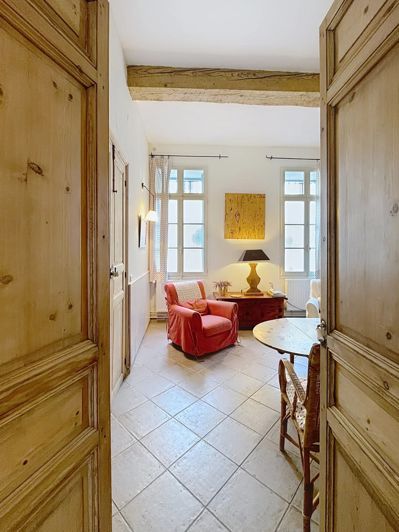 Image No.4-6 Bed House for sale