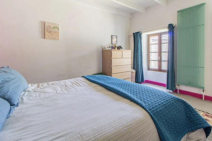 Image No.9-6 Bed Village House for sale