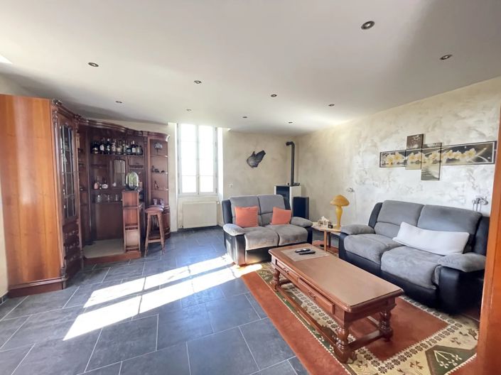 Image No.4-2 Bed House for sale