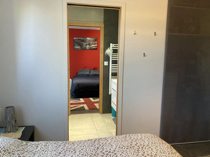 Image No.12-5 Bed House for sale