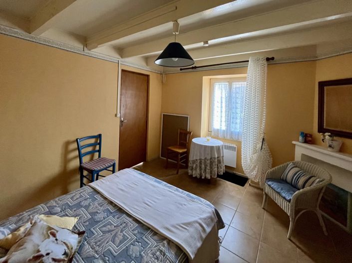 Image No.9-2 Bed House for sale