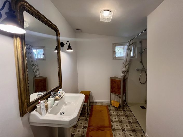 Image No.7-3 Bed House for sale