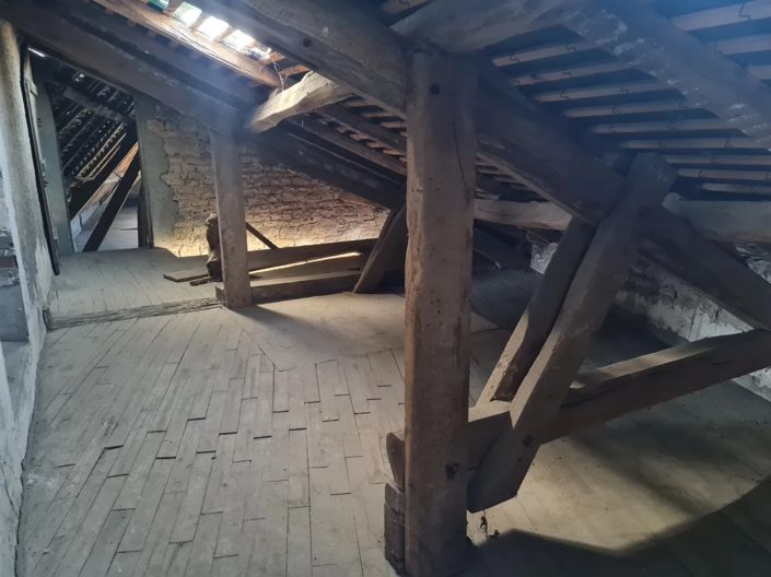 Image No.12-4 Bed House for sale