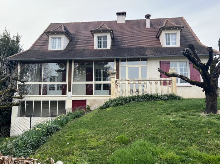 Image No.1-7 Bed Village House for sale