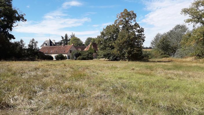 Image No.14-4 Bed Farmhouse for sale