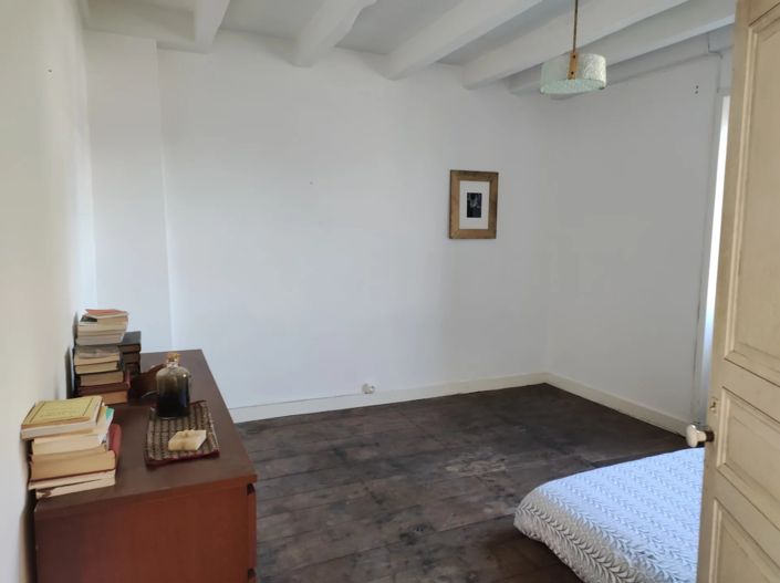 Image No.10-4 Bed House for sale