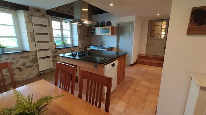 Image No.4-3 Bed House for sale