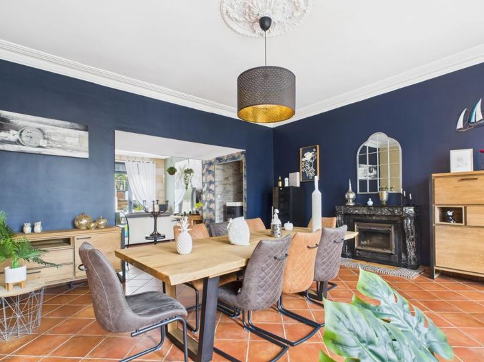 Image No.13-9 Bed Village House for sale