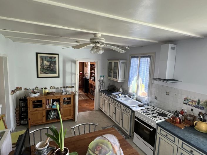 Image No.6-3 Bed House for sale