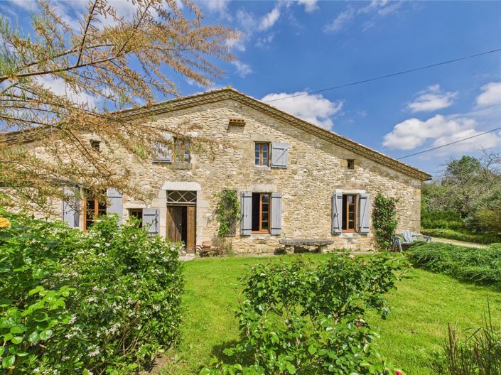 Image No.1-4 Bed House for sale