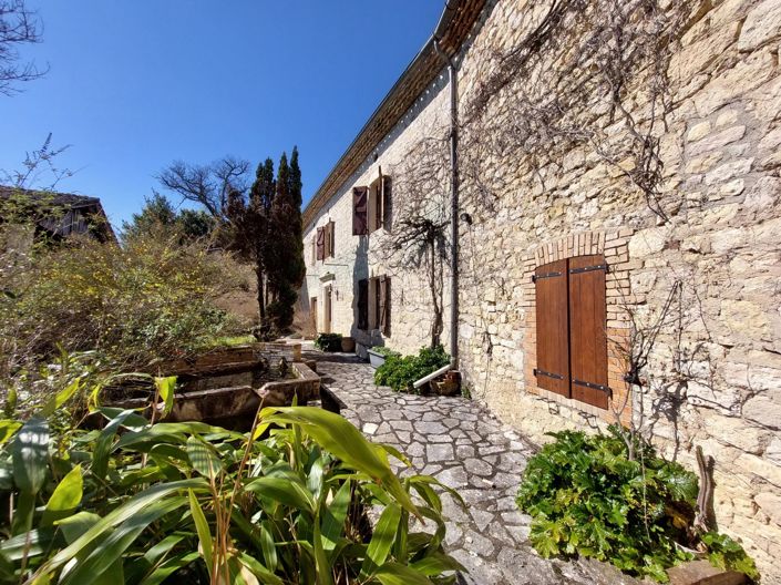 Image No.15-3 Bed House for sale