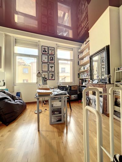 Image No.9-4 Bed Property for sale