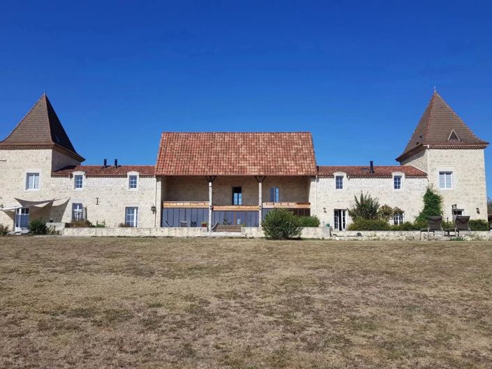 Image No.2-6 Bed House for sale