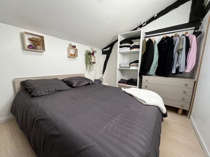 Image No.10-3 Bed House for sale