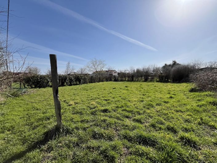 Image No.2-3 Bed House for sale