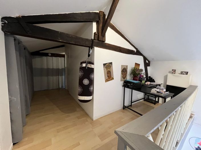 Image No.7-3 Bed House for sale