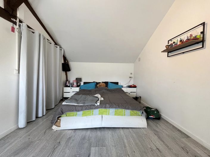 Image No.8-3 Bed House for sale