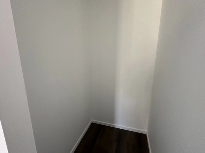 Image No.9-2 Bed House for sale