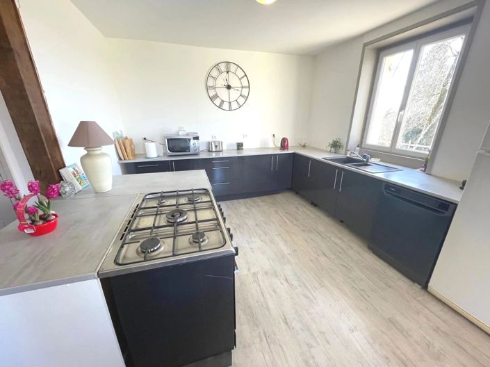 Image No.5-3 Bed House for sale