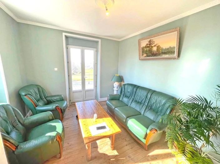 Image No.6-3 Bed House for sale