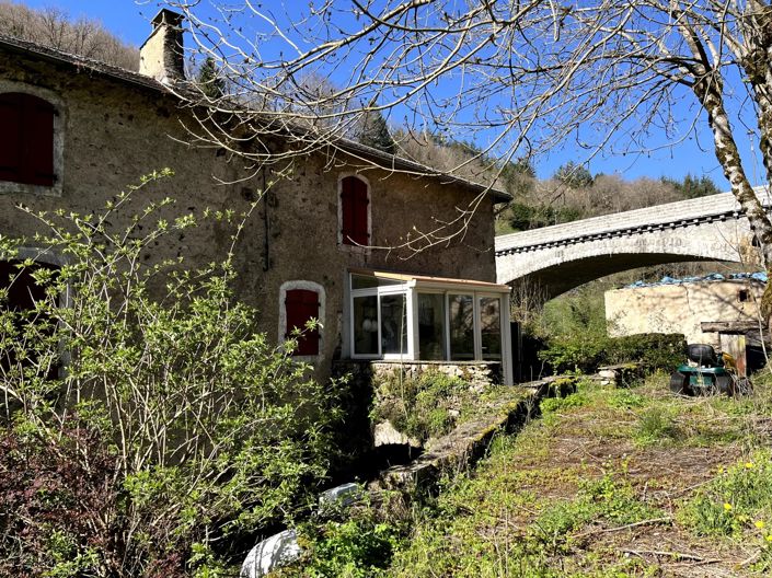 Image No.2-4 Bed House for sale