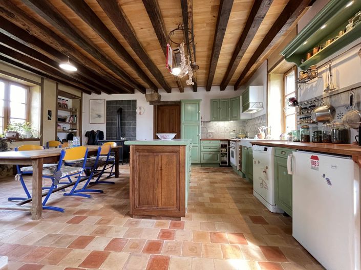 Image No.5-4 Bed House for sale