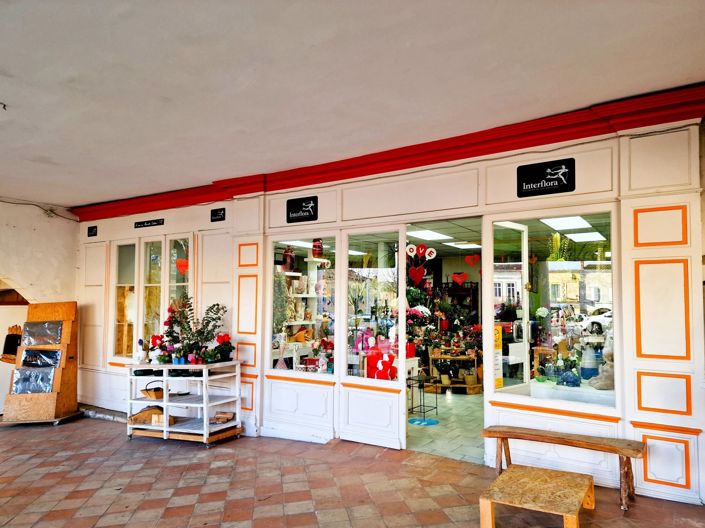 Image No.2-7 Bed Commercial for sale