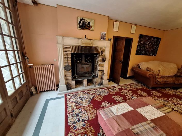 Image No.7-6 Bed House for sale