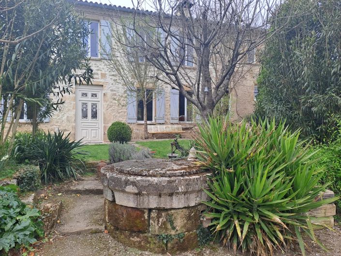 Image No.1-4 Bed House for sale