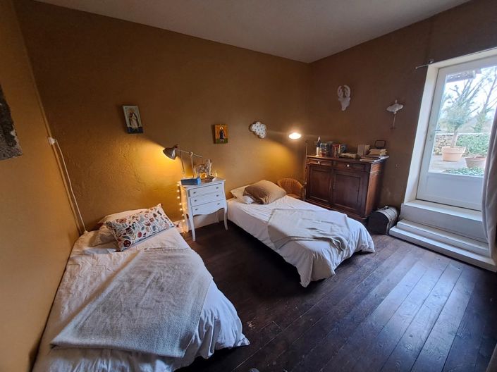 Image No.9-4 Bed House for sale