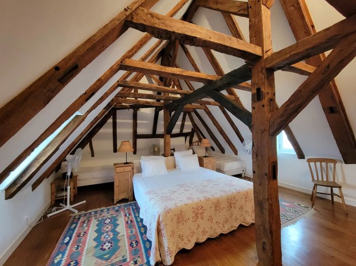 Image No.10-8 Bed House for sale