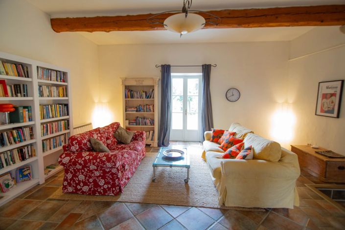 Image No.13-10 Bed House for sale