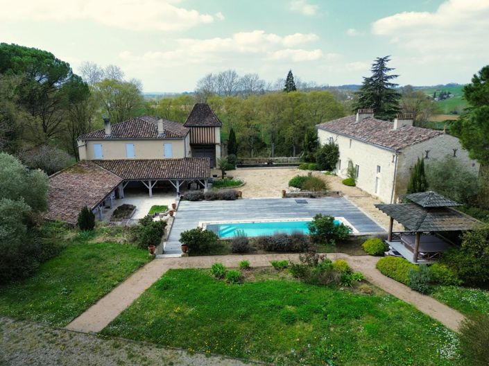 Image No.1-7 Bed House for sale