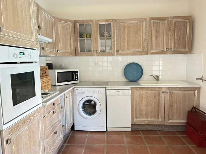 Image No.12-4 Bed House for sale