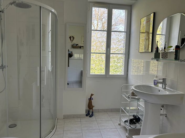 Image No.15-4 Bed House for sale