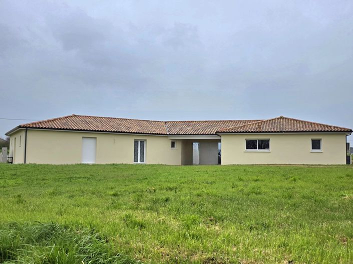 Image No.1-6 Bed House for sale