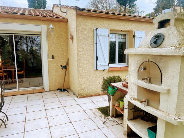 Image No.15-4 Bed House for sale