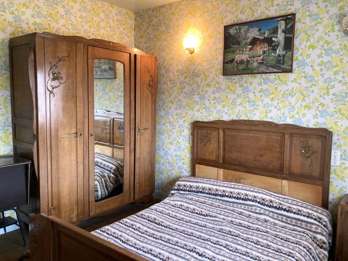 Image No.9-4 Bed Farmhouse for sale