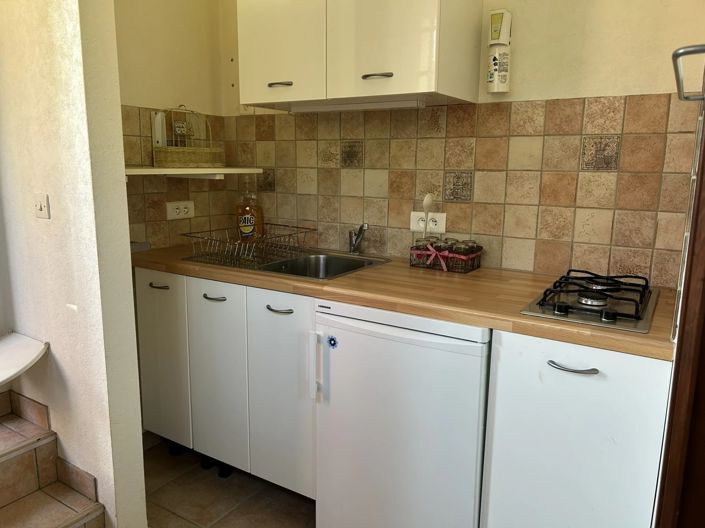 Image No.11-3 Bed House for sale