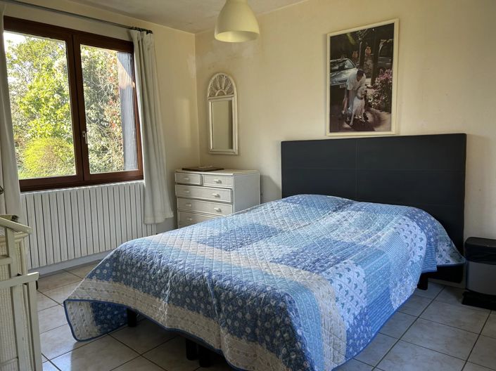 Image No.12-3 Bed House for sale