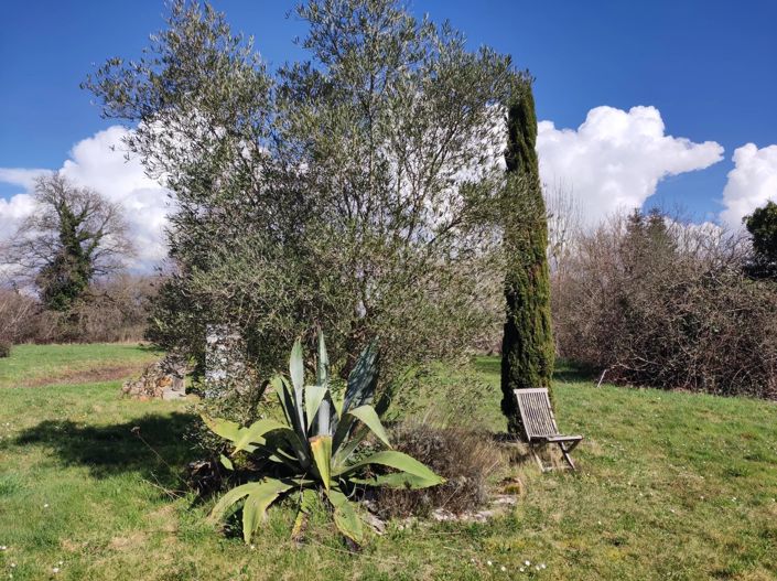 Image No.14-2 Bed House for sale